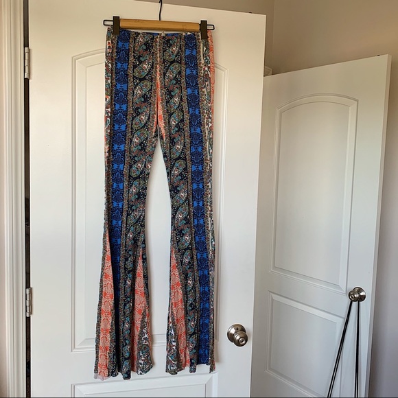 Solemio Pants - paisley print boho bellbottoms 🌻